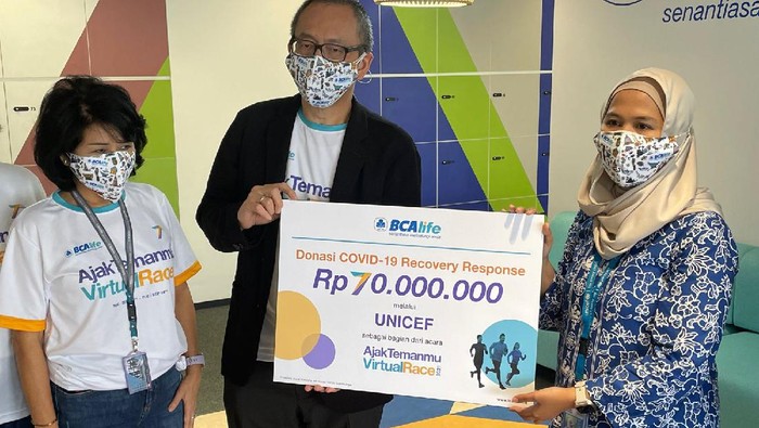 Upaya Penanggulangan COVID-19 di Masa Pandemi BCA Life berkomitmen mewujudkan upaya untuk mengajak masyarakat Indonesia melakukan gaya hidup sehat dan berolah raga selama pandemi.