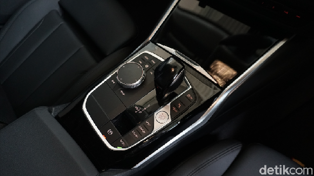 BMW 320i Dynamic BMW 320i Dynamic