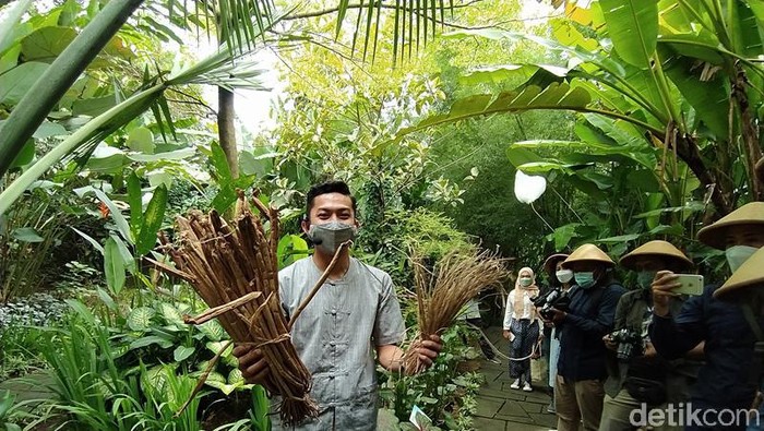 Destinasi Wisata Rumah Tenun Magelang, Wisatawan Bisa Praktek Tenun