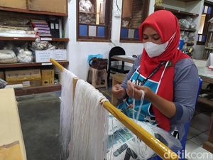 Jalan-jalan ke Rumah Tenun Magelang yang Tawarkan Wisata Edukatif