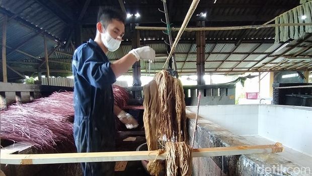 Destinasi Wisata Rumah Tenun Magelang, Wisatawan Bisa Praktek Tenun