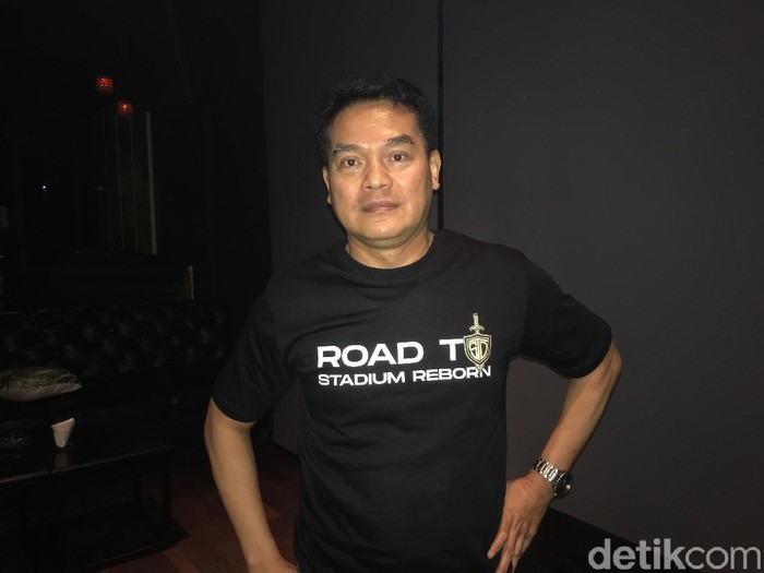 DJ Eyang Naga kembali lagi.