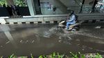 Drainase Buruk, Jalanan di Halte Terintegrasi CSW Terendam
