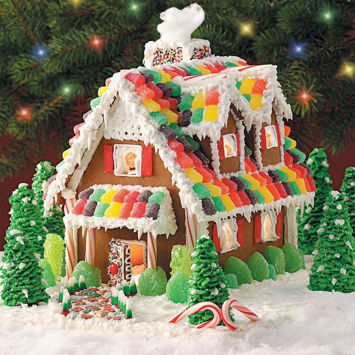 Keren! 10 Gingerbread House dengan Aneka Dekorasi Ini Sayang Dimakan