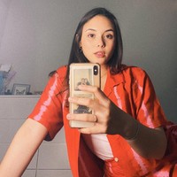 Di tengah-tengah perjuangannya untuk memperoleh keadilan, Laura Anna meninggal dunia akibat sesak napas. Sehingga sang kakak, Greta Irene lah yang melanjutkan perjuangan Laura. Belum lama ini Greta Irene mengamuk dan mengaku kesal dengan kuasa hukum Gaga Muhammad. Foto: Instagram/@gretairn