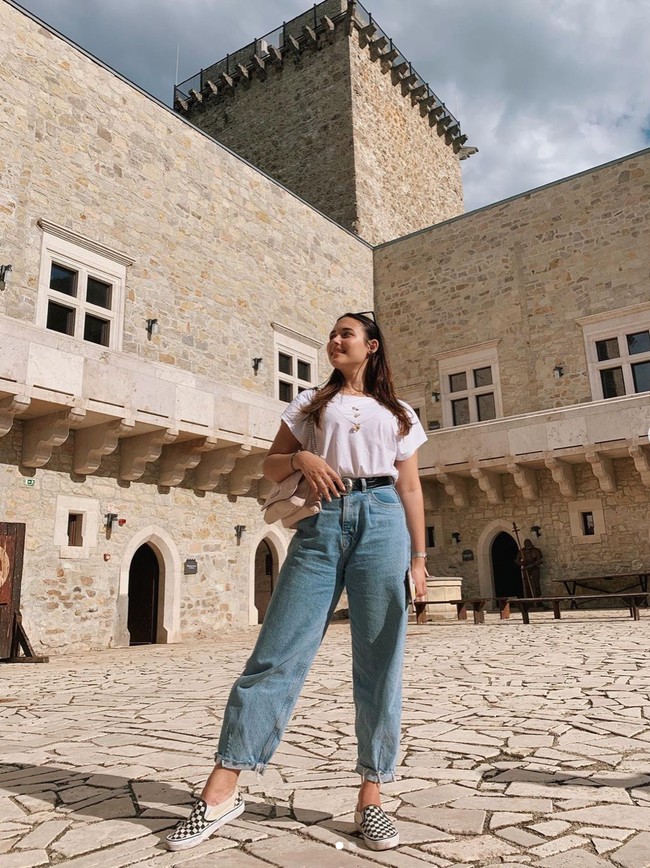 Greta Irene juga tampak membagikan cuplikan pernyataan Fahmi Bachmid, pengacara Gaga Muhammad. Artinya Gaga dihadirkan, nah itu nanti dilihat. Karena ini kan sebetulnya bukan perkara extraordinary, bukan perkara yang luar biasa ya, ini kecelakaan biasa saja sebetulnya, terang Fahmi. Foto: Instagram/@gretairn