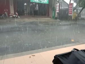 Hujan Es Terjang Malang