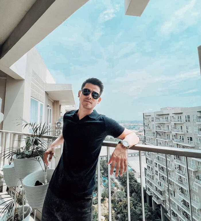 Jago Masak, Aktor Tampan Leo Consul Punya Buku Masak Sendiri Jago Masak, Aktor Tampan Leo Consul Punya Buku Masak Sendiri