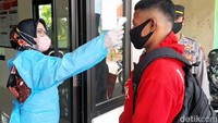 Jika hasil pemeriksaan kesehatan dan test swab menunjukkan hasil reaktif, maka pemudik harus menjalani isolasi. Mereka bisa menjapani karantina di ruang isolasi desa. Namun jika hasil menunjukkan non reaktif, pemudik dibolehkan pulang ke rumah.
