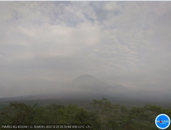 Level Siaga, Ini Kondisi Terkini Gunung Semeru yang tertutup kabut