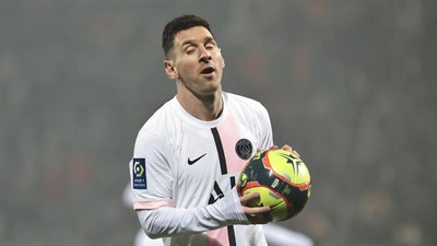 Perdana! Messi Tak Ditemani Neymar atau Mbappe di PSG