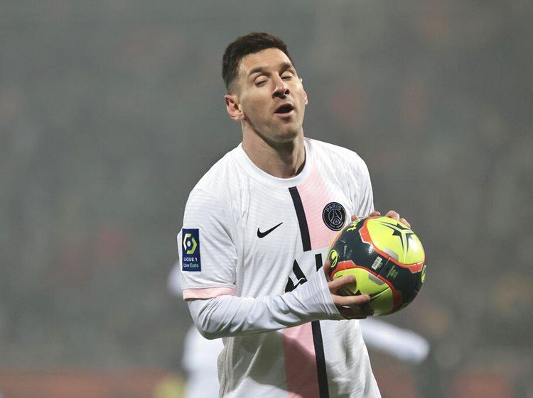 Perdana! Messi Tak Ditemani Neymar atau Mbappe di PSG