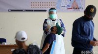 Hasil negatif rapid test antigen yang berlaku 1x24 jam menjadi salah satu syarat perjalanan darat untuk periode Natal 2021 dan Tahun Baru 2022 bagi pengguna transportasi bus antarkota dan antarprovinsi (AKAP) serta mobil pribadi.
