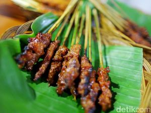 Sate Rembiga Utama Bu Ririn Populer Sejak Tahun 1989