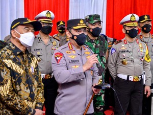 Pastikan Tak Ada Lonjakan Kasus Pasca-Nataru, Kapolri Cek Prokes Tempat Wisata