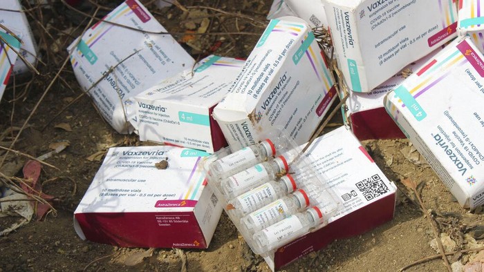 Nigeria menghancurkan lebih dari 1 juta dosis vaksin COVID-19 AstraZeneca. Hal itu dilakukan karena vaksin tersebut telah kadaluwarsa.
