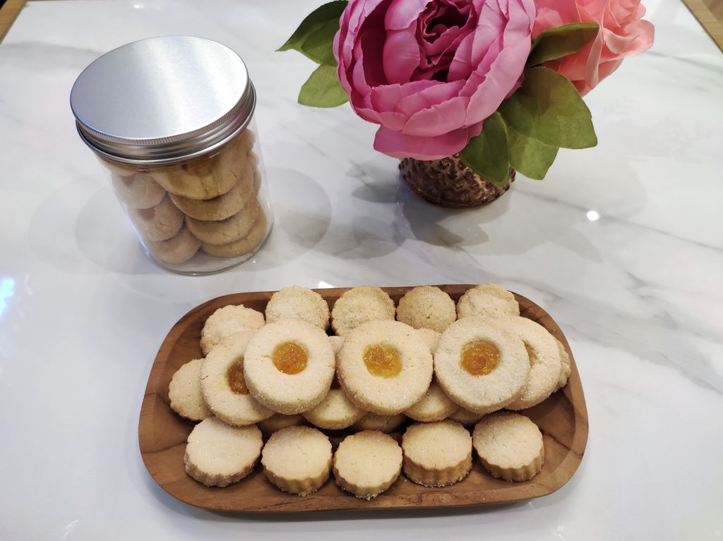 Thumbprint Cookies, Suguhan Natal Klasik yang Mungil dan Manis