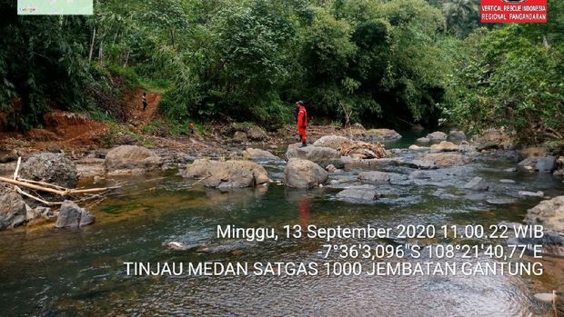 Warga Pagerbumi butuh jembatan