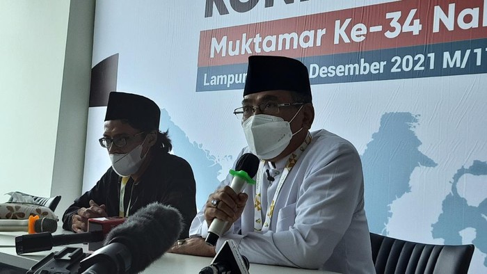 Yahya Cholil Staquf di Bandar Lampung (kanan)/Kanavino-detikcom