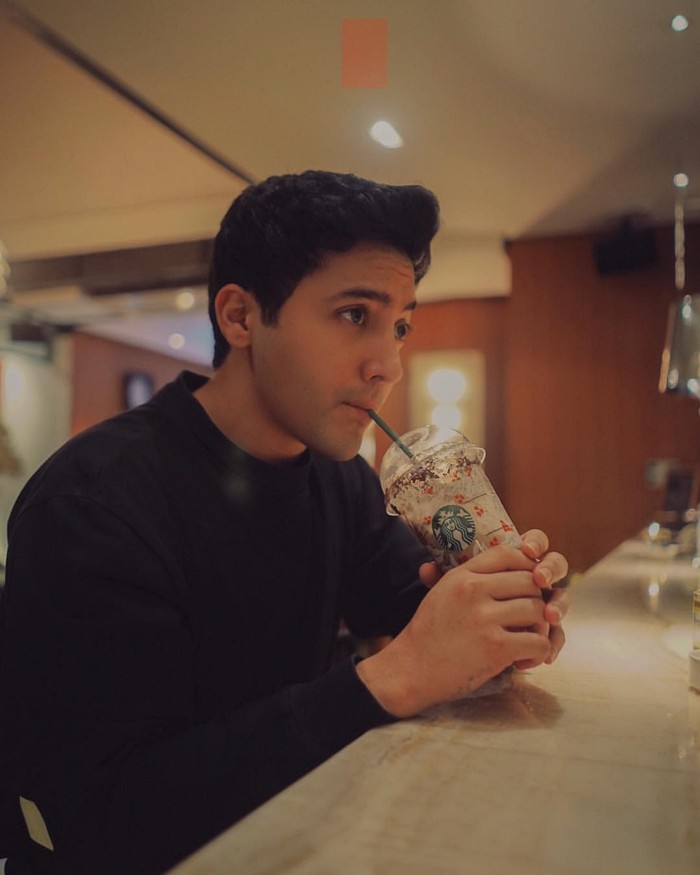 Momen Kuliner Aron Ashab
