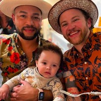 Inilah potret keluarga kecil Bennett. Bennett pun yakin bahwa putranya akan tumbuh terbiasa dengan keragaman gender. Foto: dok. Instagram/@bennettonpurpose