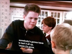 Aktor Home Alone, Devin Ratray Cekik Lalu Tinju Pacar hingga Bonyok