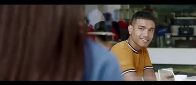 Bersama adiknya, Fuji, Fadly kini membantu menggantikan peran Bibi Ardiansyah dan Vanessa Angel untuk merawat Gala Sky. Alhasil Fadly pun kini jadi lebih sering tampil di layar kaca dan jadi sorotan. Foto: Instagram/@fadlyfsl_