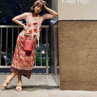 Vanessa dan Bibi mendirikan brand fashion, Vaneza yang kini diteruskan Fuji. Di foto ini, Fuji memakai heels dari Vanesza Wear warna nude. Foto: Dok. Instagram @fuji_an.