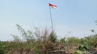 Tempat wisata buka ini setiap hari, dari mulai pukul 07.00-17.00 WIB. Untuk menikmati suasana alam Gunung Peyek dengan tenang dan leluasa, sebaiknya traveler datang pada hari kerja. (Luthfi Hafidz/detikTravel)