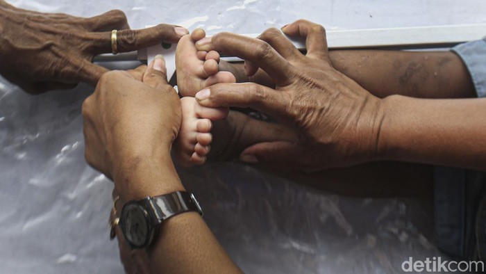 Ditengah percepatan pembangunan infrastruktur, Indonesia justru masih bergelut dengan stunting. Angka terbesar stunting berada di Nusa Tenggara Timur, begini potretnya.