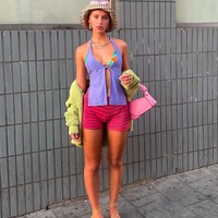 “Aku ingin melakukan sesuatu yang terasa membebaskan. Pada hari aku memangkas rambutku, aku mengubah hidupku. Aku belum pernah melakukan hal seperti itu sebelumnya,” ucapnya kepada Vogue Inggris. Foto: dok. Instagram/@lirisaw