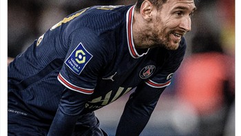 Hal ini tentu terasa aneh, Messi jarang bikin gol, seperti yang ia lakukan di Barcelona. Apalagi skuad PSG terbilang mewah, seperti Di Maria, Hakimi, Wijnaldum, Verratti, Mbappe, maupun mantan rekannya dulu di klub Catalan, Neymar. Foto: Twitter