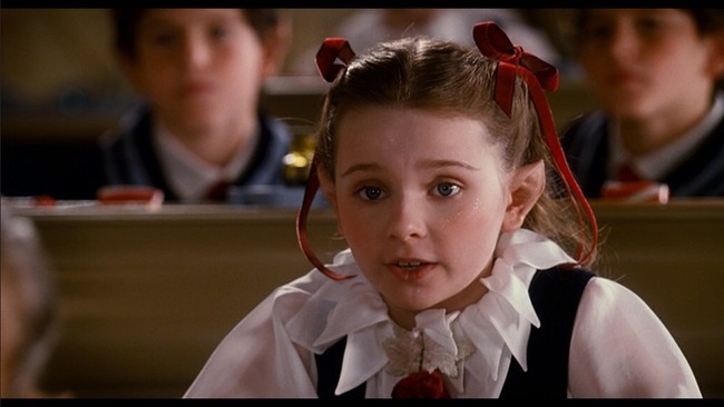 7. The Santa ClauseThe Santa Clause 3 dibintangi oleh Abigail Breslin yang juga dikenal sebagai aktris cilik. Ketika itu, ia bermain sebagai Trish yang menggemaskan.Foto: Internet