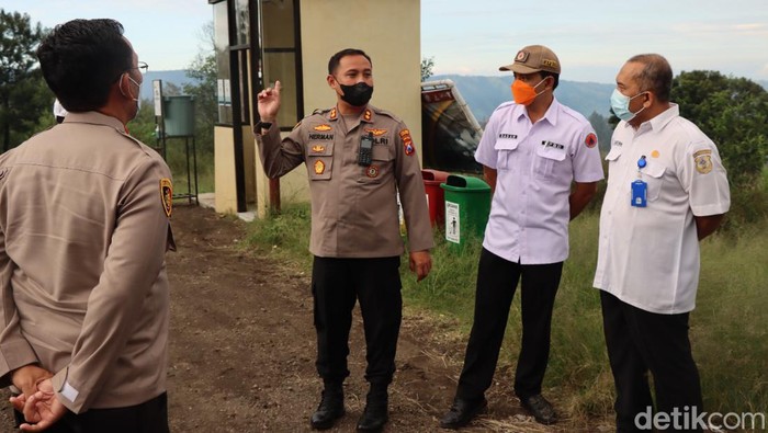 polisi cek obyek wisata di bondowoso