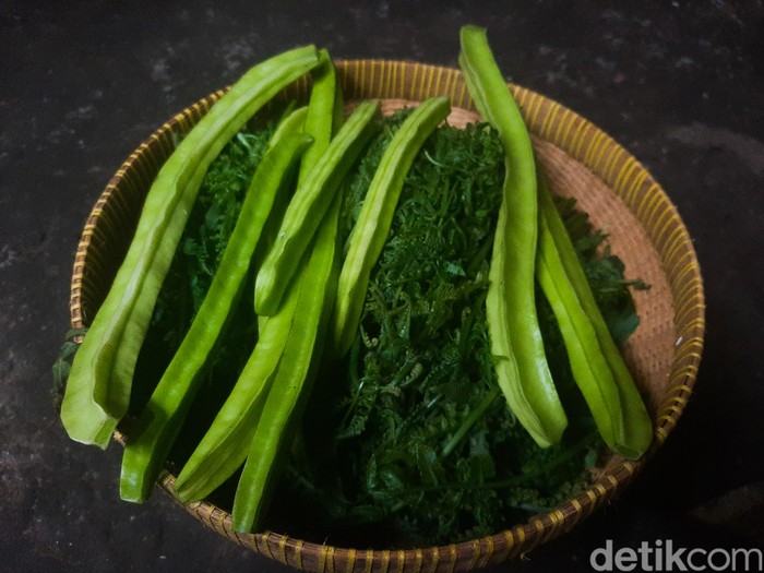 Sayur Olah-olah Sayur Olah-olah, makanan khas Desa Tetebatu