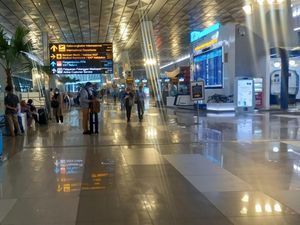Kebijakan Diralat, WNI-WNA Tujuan Wisata Kini Masuk RI Boleh Lewat Soetta