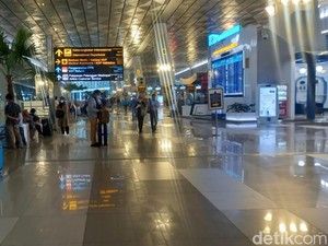 Mulai Hari Ini, Karantina Jemaah Umrah dan PPLN Jadi 1 Hari