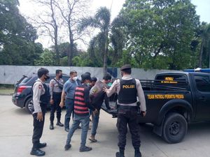 Viral Sopir Truk Kena Pungli di Exit Tol Kalideres, 4 Pelaku Ditangkap