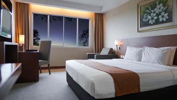 Nikmati liburan tak terlupakan di Kepulauan Riau dengan pilihan akomodasi terbaik di Aston Tanjungpinang Hotel & Conference Center yang terintegrasi langsung dengan Trans Studio Garden Tanjungpinang outdoor themepark!