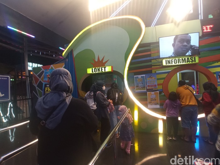 Batu Night Spectacular (BNS)