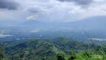 Potret Gunung Pangradinan, Merbabu van Bandung