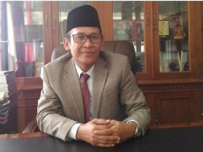 Prof. Dr. H.Moh. Mukri, M.Ag - Rektor UIN Raden Intan Lampung dan Ketua PWNU Lampung