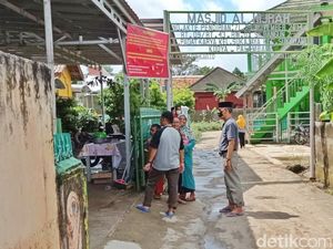 Dosen UIN Palembang Tewas Tersengat Listrik Saat Rumah Terendam Banjir