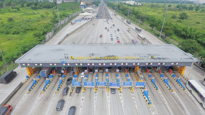 Situasi gerbang tol di Jabodetabek jelang natal 2021