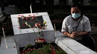 Biasanya ziarah akan dilakukan saat malam misa dan hari Natalnya.