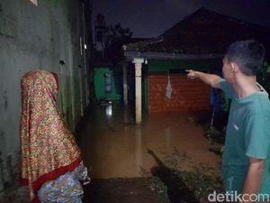 Banjir Sumedang Diduga Gegara Tol Cisumdawu, RK: Jangan Menyalahkan Dulu