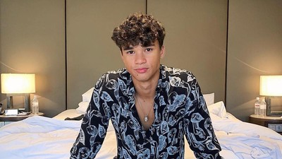 10 Gaya Stylish Ikhsan Fandi di Luar Lapangan, Hypebeast Hingga Bak Gentleman