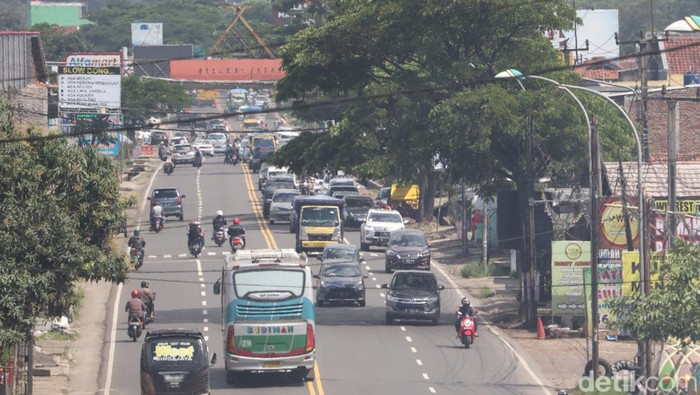 Jalur Nagreg mulai terjadi peningkatan kendaraan arus balik Natal