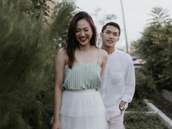 6 Gaya Romantis Jonatan Christie dan Shanju yang Baru Tunangan