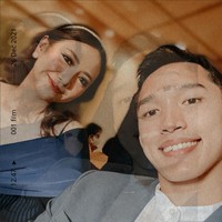Pada foto yang diunggah Jonatan Christie, tampak keduanya mengenakan busana berbeda. Shanju pun tampil dengan makeup yang lebih bold. Foto: Instagram